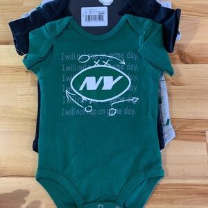 NFL Set of 3 Jets Black and Green Infant One piece top with snaps enclosure